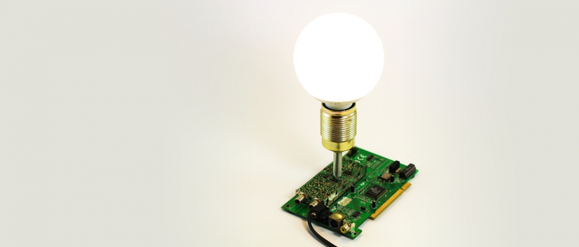 Lampa placa TV Tuner calculator