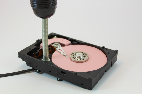 Lampa Hard-Disk Roz