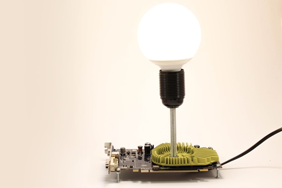 Lampa placa video calculator