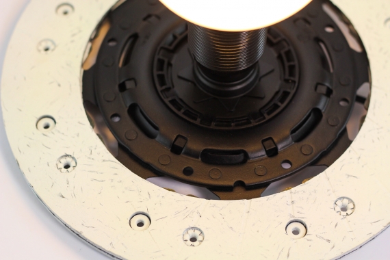 Lampa disc ambreiaj fosforescent